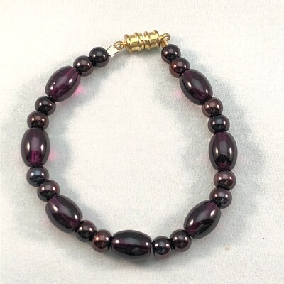 B077 - Purple Handmade Beaded Bracelet - image2